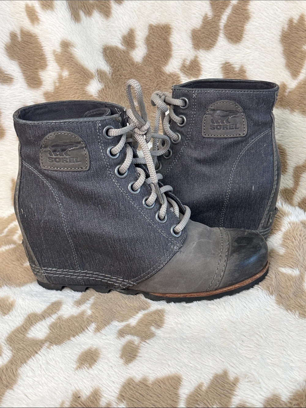 Sorel Women's Charcoal Lace-Up Canvas & Leather Boots